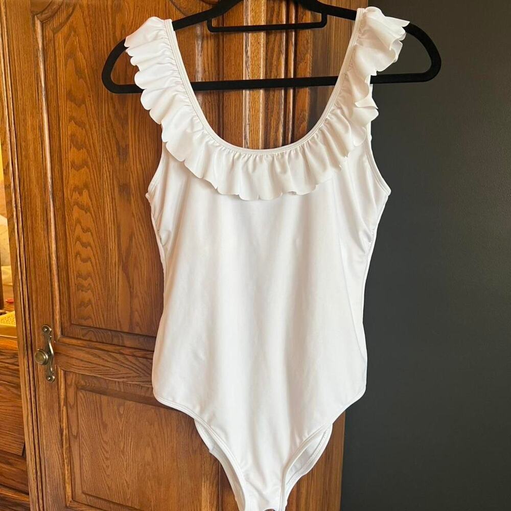 White sugar coast one piece scalloped swimsuit L by‎ lollipop